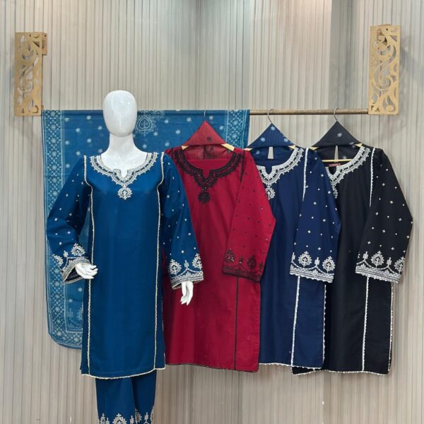 Luxury Embroidered Lawn Suit with Chiffon Dupatta
